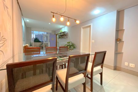 Sala de apartamento para alugar com 3 quartos, 110m² em Santo Antônio, Belo Horizonte