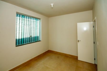 Casa à venda com 360m², 3 quartos e 2 vagasQuarto 2