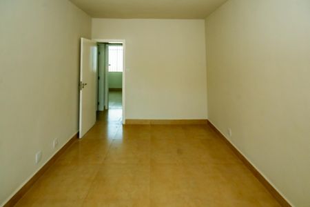 Casa à venda com 360m², 3 quartos e 2 vagasSuíte