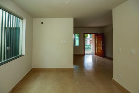 Casa à venda com 360m², 3 quartos e 2 vagasSala de Jantar