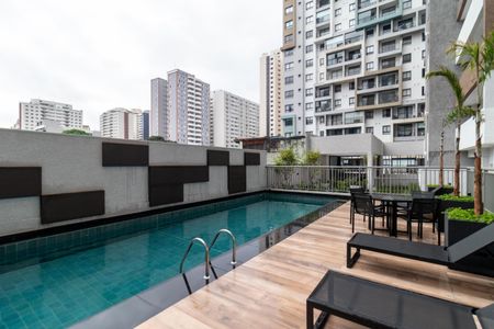 Apartamento à venda com 40m², 1 quarto e sem vagaÁrea comum - Piscina