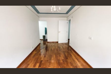 Casa à venda com 500m², 5 quartos e 5 vagas Casa à venda com 500m², 5 quartos e 5 vagasSuíte 2