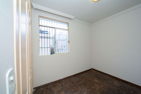 Apartamento à venda com 74m², 3 quartos e 1 vaga Apartamento à venda com 74m², 3 quartos e 1 vagaQuarto 2