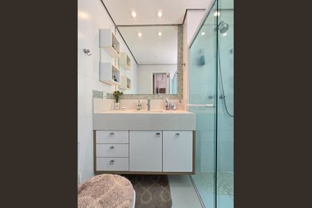 Apartamento à venda com 149m², 2 quartos e 3 vagas Apartamento à venda com 149m², 2 quartos e 3 vagasBanheiro - Suíte 1