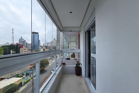 Apartamento à venda com 149m², 2 quartos e 3 vagas Apartamento à venda com 149m², 2 quartos e 3 vagasSacada