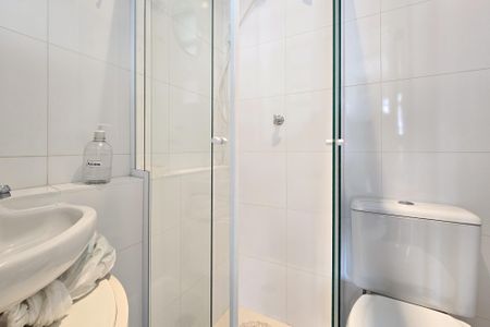 Apartamento à venda com 149m², 2 quartos e 3 vagas Apartamento à venda com 149m², 2 quartos e 3 vagasBanheiro de serviço