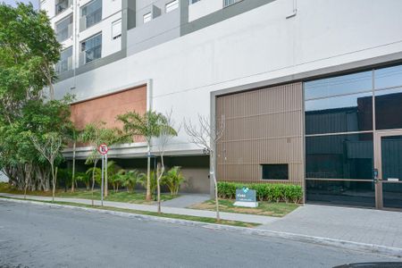 Apartamento para alugar com 46m², 2 quartos e 1 vaga Apartamento para alugar com 46m², 2 quartos e 1 vagaFachada