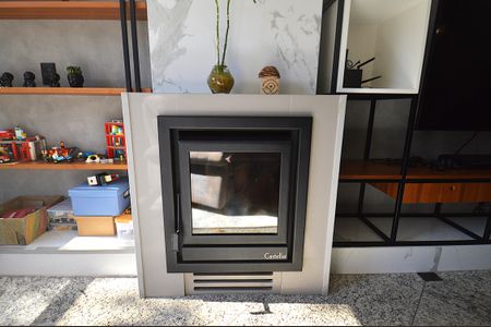 Apartamento à venda com 200m², 3 quartos e 2 vagasSala - Lareira