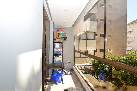 Apartamento à venda com 200m², 3 quartos e 2 vagasCloset da suíte