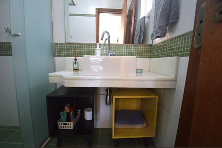 Apartamento à venda com 200m², 3 quartos e 2 vagasCobertura Banheiro 3