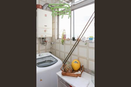 Apartamento à venda com 70m², 2 quartos e 1 vagaÁrea de Serviço