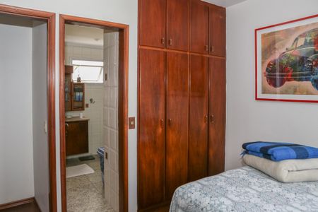 Apartamento à venda com 70m², 2 quartos e 1 vagaSuíte