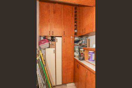 Apartamento à venda com 70m², 2 quartos e 1 vagaÁrea de Serviço