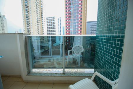 Apartamento à venda com 76m², 3 quartos e 2 vagas Apartamento à venda com 76m², 3 quartos e 2 vagasVaranda