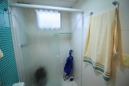 Apartamento à venda com 76m², 3 quartos e 2 vagas Apartamento à venda com 76m², 3 quartos e 2 vagasBanheiro da Suíte