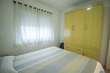 Apartamento à venda com 76m², 3 quartos e 2 vagas Apartamento à venda com 76m², 3 quartos e 2 vagasSuíte
