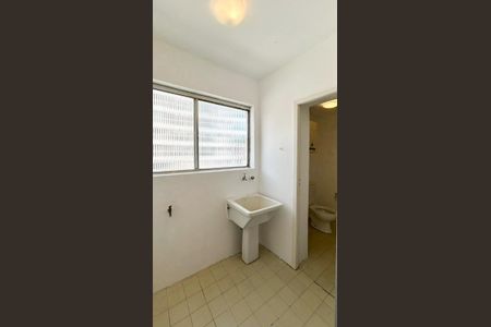 Apartamento à venda com 67m², 2 quartos e 1 vaga Apartamento à venda com 67m², 2 quartos e 1 vagaÁrea de Serviço