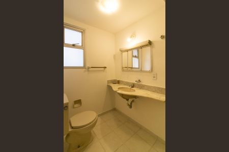 Apartamento à venda com 67m², 2 quartos e 1 vaga Apartamento à venda com 67m², 2 quartos e 1 vagaBanheiro Social