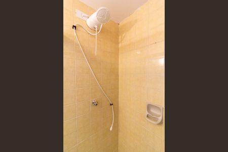 Apartamento à venda com 67m², 2 quartos e 1 vaga Apartamento à venda com 67m², 2 quartos e 1 vagaBanheiro Social