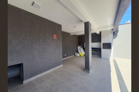 Casa à venda com 76m², 2 quartos e 2 vagas