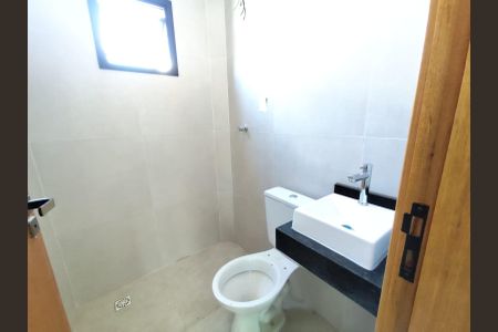 Casa à venda com 2 quartos, 117m² em Vila Scarpelli, Santo André