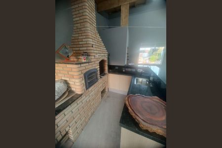 Casa à venda com 241m², 3 quartos e 5 vagas