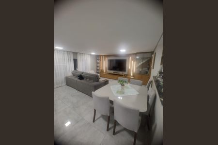 Casa à venda com 3 quartos, 241m² em Vila Junqueira, Santo André