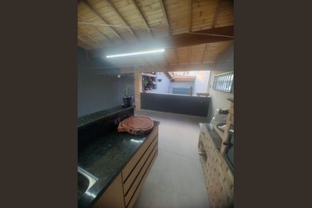 Casa à venda com 241m², 3 quartos e 5 vagas