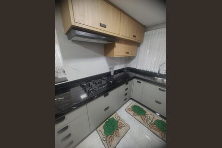 Casa à venda com 241m², 3 quartos e 5 vagas