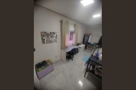 Casa à venda com 241m², 3 quartos e 5 vagas