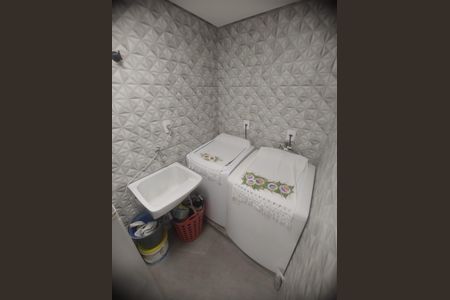 Casa à venda com 241m², 3 quartos e 5 vagas