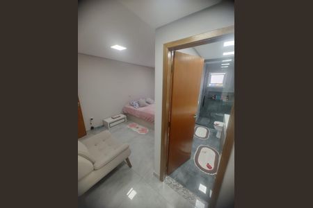Casa à venda com 241m², 3 quartos e 5 vagas
