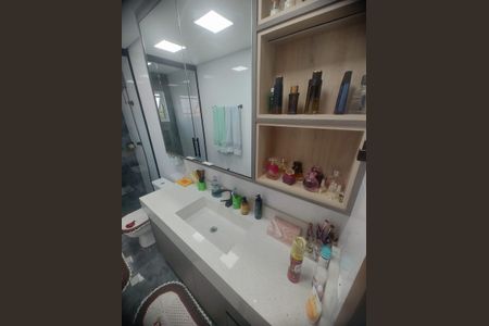Casa à venda com 241m², 3 quartos e 5 vagas