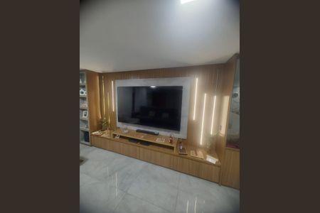 Casa à venda com 241m², 3 quartos e 5 vagas