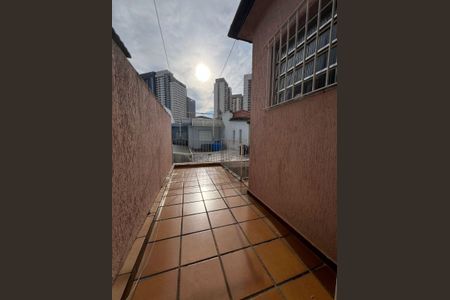 Casa à venda com 2 quartos, 107m² em Vila Homero Thon, Santo André