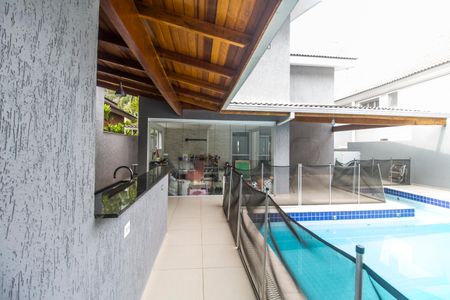 Casa de condomínio à venda com 297m², 3 quartos e 2 vagas Casa de condomínio à venda com 297m², 3 quartos e 2 vagasVaranda gourmet