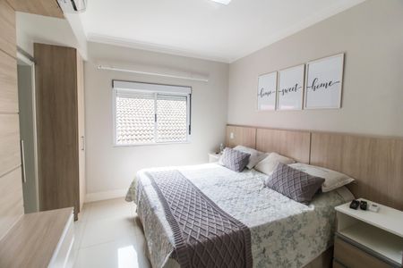 Casa de condomínio à venda com 297m², 3 quartos e 2 vagas Casa de condomínio à venda com 297m², 3 quartos e 2 vagasSuíte