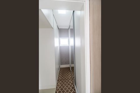 Casa de condomínio à venda com 297m², 3 quartos e 2 vagas Casa de condomínio à venda com 297m², 3 quartos e 2 vagasCloset da suíte