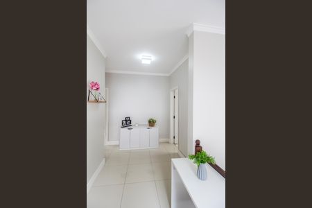 Casa de condomínio à venda com 297m², 3 quartos e 2 vagas Casa de condomínio à venda com 297m², 3 quartos e 2 vagasCorredor