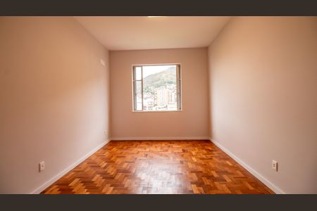 Apartamento à venda com 123m², 3 quartos e 1 vaga Apartamento à venda com 123m², 3 quartos e 1 vagaSuíte