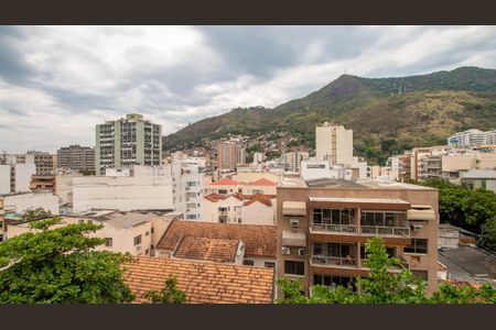 Apartamento à venda com 123m², 3 quartos e 1 vaga Apartamento à venda com 123m², 3 quartos e 1 vagaVista do Quarto 2