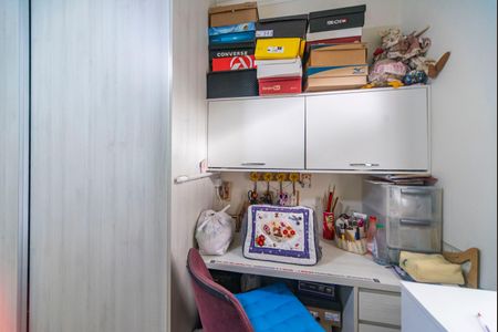 Apartamento à venda com 80m², 3 quartos e 2 vagasQuarto 2