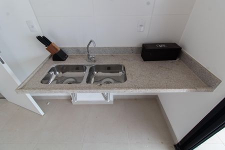 Apartamento à venda com 98m², 3 quartos e 2 vagas Apartamento à venda com 98m², 3 quartos e 2 vagasCOZINHA