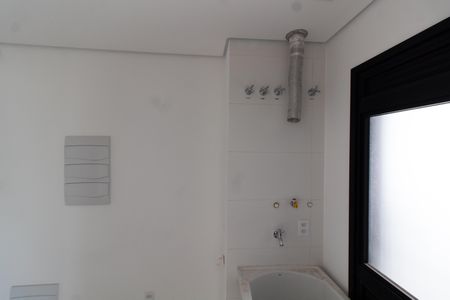 Apartamento à venda com 98m², 3 quartos e 2 vagas Apartamento à venda com 98m², 3 quartos e 2 vagasÁREA DE SERVIÇO