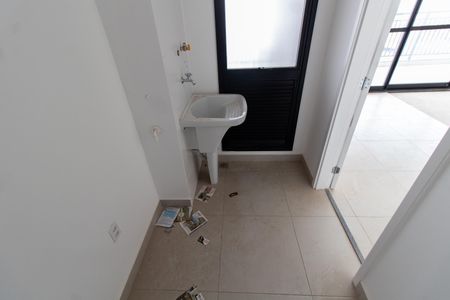 Apartamento à venda com 98m², 3 quartos e 2 vagas Apartamento à venda com 98m², 3 quartos e 2 vagasÁREA DE SERVIÇO