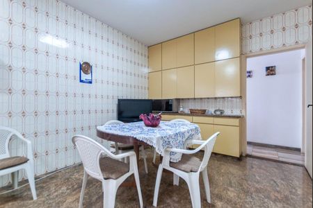 Casa à venda com 227m², 3 quartos e 2 vagas Casa à venda com 227m², 3 quartos e 2 vagasFoto 12