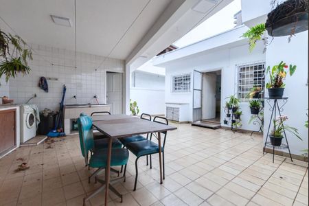 Casa à venda com 227m², 3 quartos e 2 vagas Casa à venda com 227m², 3 quartos e 2 vagasFoto 38