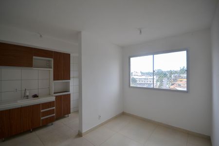 Sala de apartamento para alugar com 2 quartos, 41m² em Santo Antonio da Prata, Belford Roxo