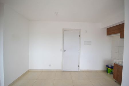 Sala de apartamento para alugar com 2 quartos, 41m² em Santo Antonio da Prata, Belford Roxo