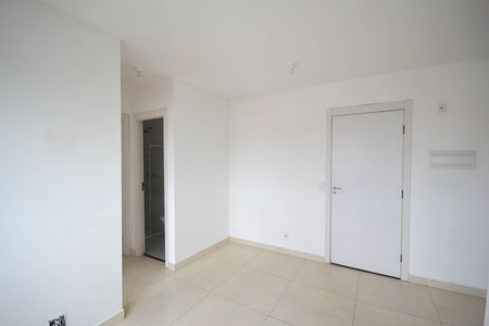 Sala de apartamento para alugar com 2 quartos, 41m² em Santo Antonio da Prata, Belford Roxo